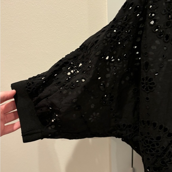 NWOT Zara Embroidered Eyelet Bomber Jacket Cropped Black Size Medium - Picture 7 of 14
